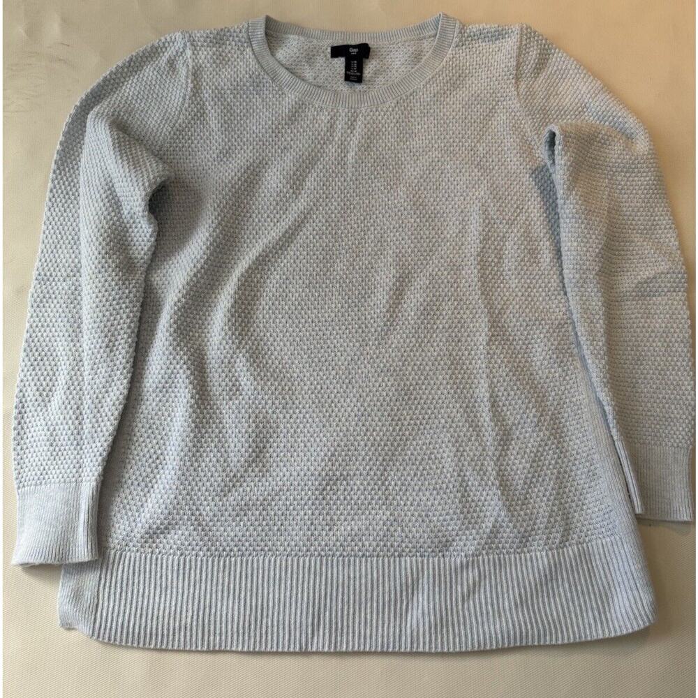 GAP Knit Sweater Women's Size Med Crew Neck - Baby blue